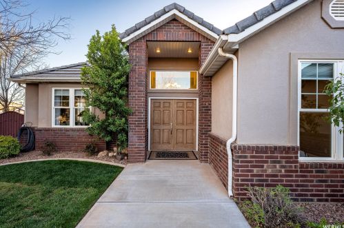 2018 Westcliff Dr, Saint George, UT 84790-6545