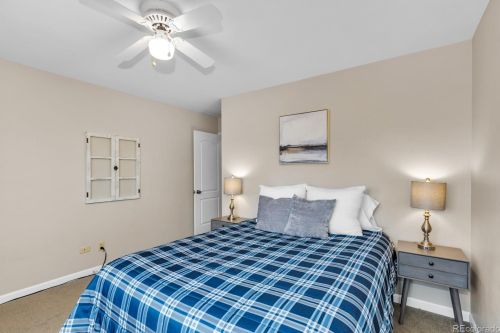 2572 Pagosa Way, Aurora CO 80011-4930 exterior