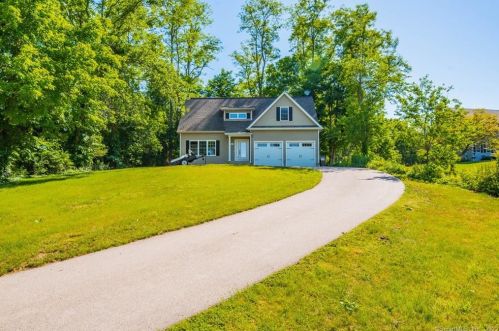 290 Cato Corner Rd, Colchester, CT 06415-2408