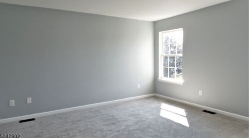 55 Saxton Dr, Hackettstown NJ  07840-1742 exterior