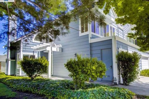 4314 Fairlands Dr, Pleasanton, CA 94588-3428