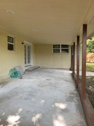 317 Hallmark Dr, Fort Worth TX  76134-3811 exterior