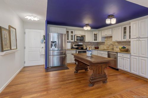 650 Clinton St, Denver, CO 80247-1572