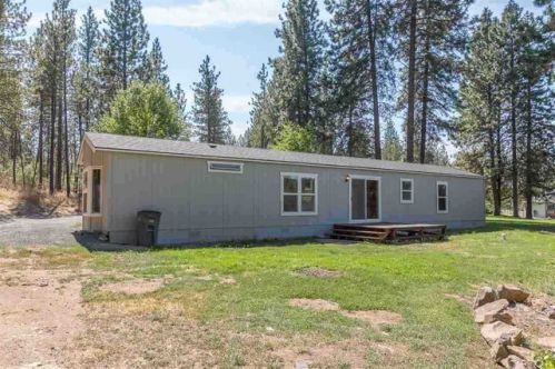 4616 Taylor Rd, Amber, WA 99004-8516