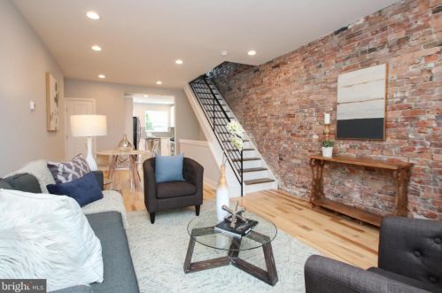 1828 Daly St, Philadelphia, PA 19145-3716