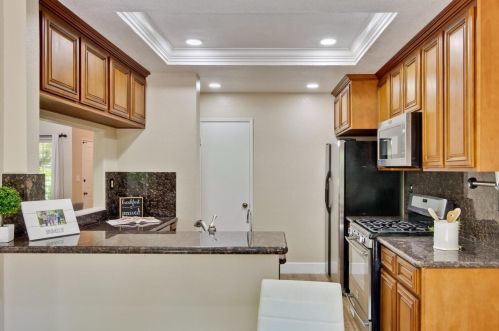 1221 Briarleaf Cir, San Jose, CA 95131-3103