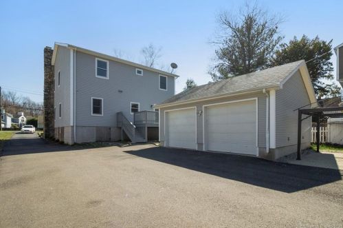 15 Cannon St, Norwalk CT  06851-3823 exterior