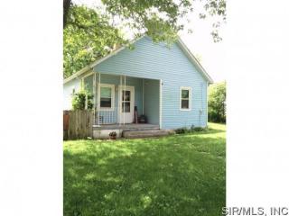 310 Berry St, Dorchester, IL 62033-3024