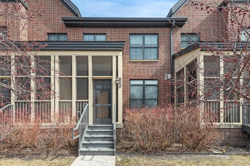 803 Thornton St, Minneapolis, MN 55414-3607