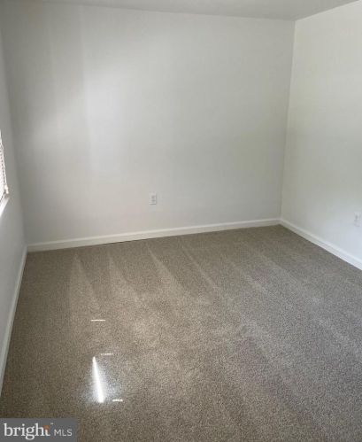 4610 Eastlawn Ave, Woodbridge VA  22193-2606 exterior