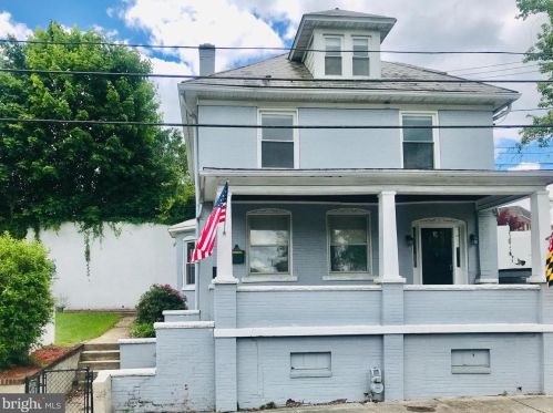 32 Cumberland St, Cumberland, MD 21502-2034