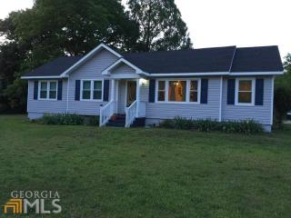 135 Pine St, Woodbury, GA 30293-2928