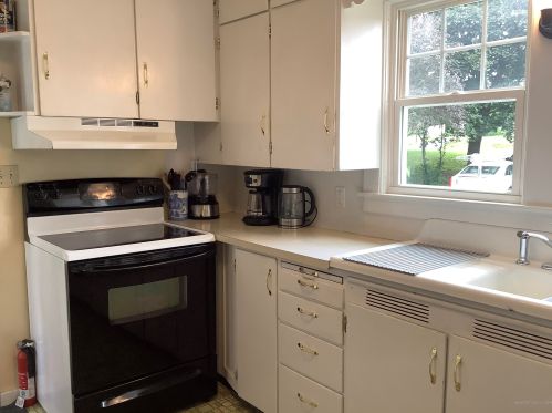 37 Dyer St, Presque Isle, ME 04769-2329
