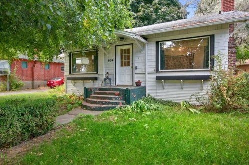 604 18 Ave, Yakima WA  98902-4267 exterior
