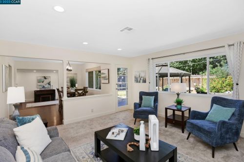 1025 Stimel Dr, Concord CA  94518-3948 exterior