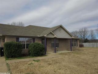 36 Hawk Dr, Vilonia, AR 72173-8008