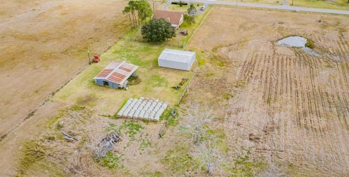 1500 Shanks Rd, Angleton TX 77515-9188 exterior