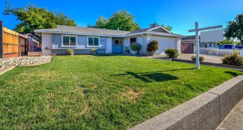 9547 Polhemus Dr, Elk Grove, CA 95624-1961