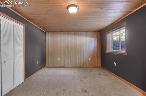 2720 Sunnywood Ave, Woodland Park CO 80863-9401 exterior