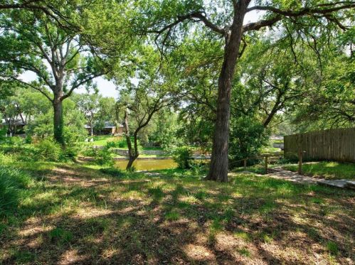 410 Granada Calle Ct, Granbury TX 76049-1476 exterior