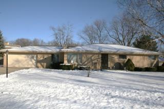 606 Palladium Dr, Joliet, IL 60435-5644