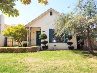 312 Yale Ave, Fresno, CA 93704-6037