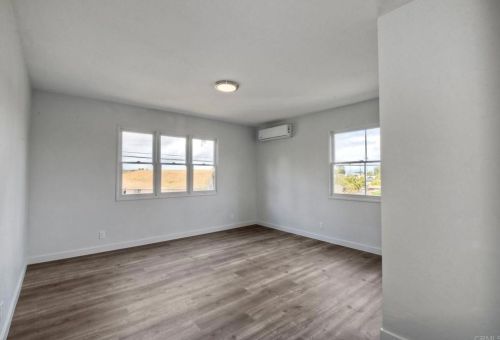 2459 Alta Vista Dr, Vista CA  92084-7028 exterior