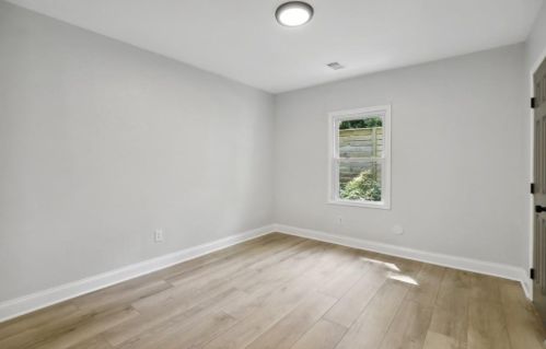 2310 Beecher Cir, Atlanta GA  30311-2506 exterior