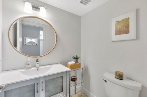 22 Delamesa, Irvine CA  92620-1838 exterior