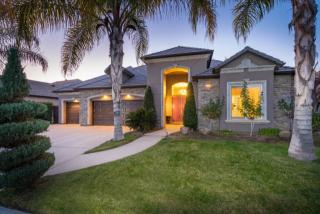 10579 Laurel Valley Dr, Fresno, CA 93730-3528