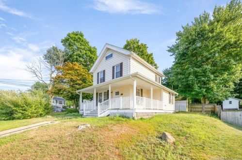 206 Jersey St, Waterbury, CT 06706-2715