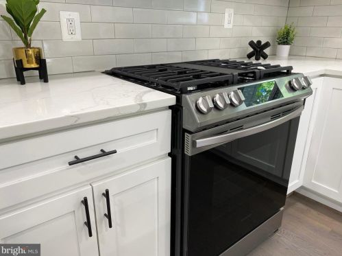 1604 Imperial Dr, Silver Spring MD 20902-3952 exterior