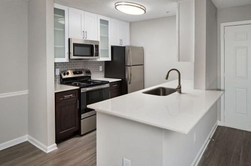 100 Ashford Gables Dr, Atlanta GA  30338-6726 exterior