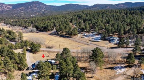 5615 Hatch Dr, Lakewood CO 80439 exterior