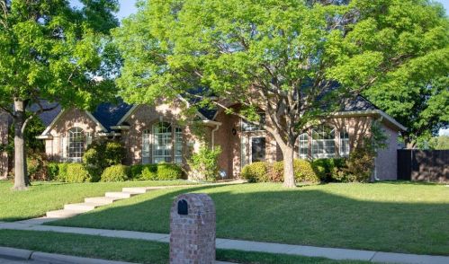 7304 Valley Bend Way, Plano, TX 75024-3485