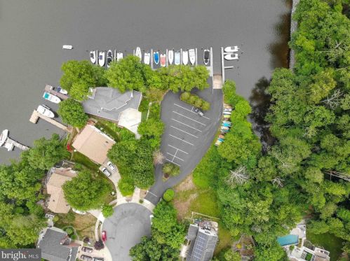 285 Michener Ct, Severna Park, MD 21146-2052