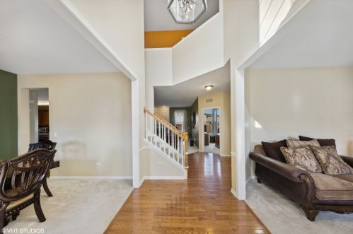 226 Tiger St, Lemont, IL 60490-2053