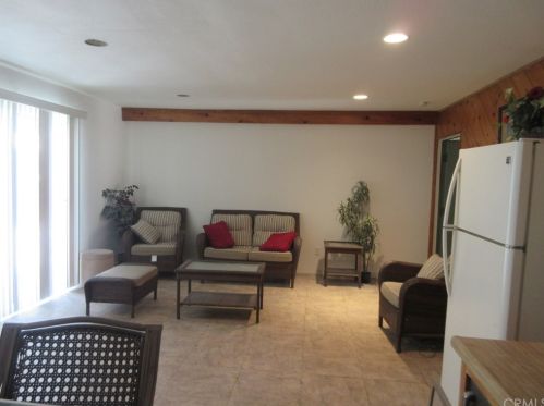 409 Burchett St, Glendale CA  91203-1330 exterior