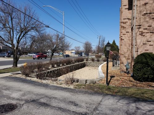 7956 Tiffany Ct, Palos Hills, IL 60465-3905