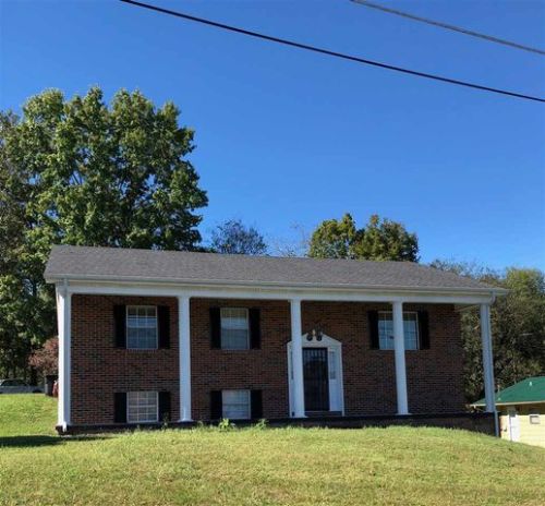 500 Chester St, Athens, TN 37303-3576