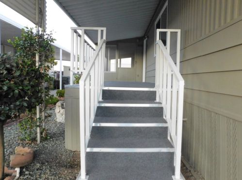 232 Madera Dr, Lodi, CA 95240-0715