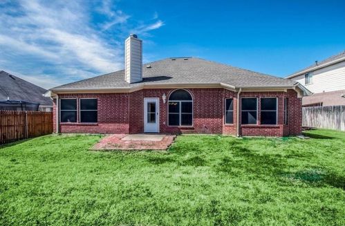 7628 Lawnsberry Dr, Fort Worth TX  76137-4378 exterior