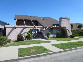 4035 Green Ave, Los Alamitos CA  90720-3413 exterior