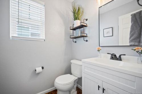 4767 Elk Way, Denver CO  80016-5829 exterior