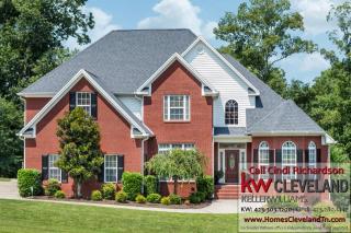 2945 Creekside Dr, Cleveland, TN 37312-6514