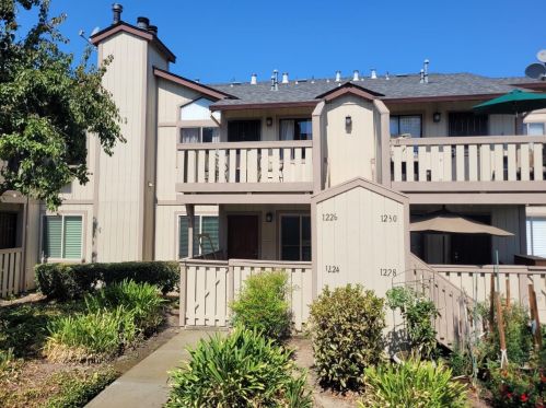 1226 Coyote Creek Ct, San Jose, CA 95116-1079