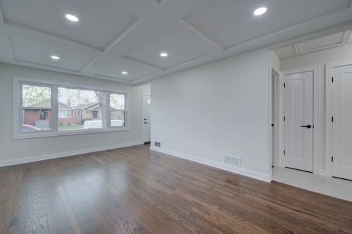 4852 La Crosse Ave, Chicago IL  60638-2119 exterior