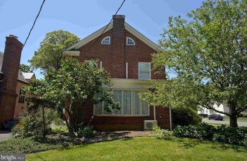 121 Kensington Ave, Trenton, NJ 08618-3329