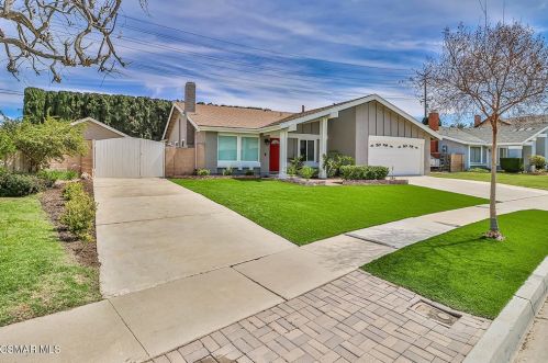 1528 Acapulco Ave, Simi Valley, CA 93065-4009