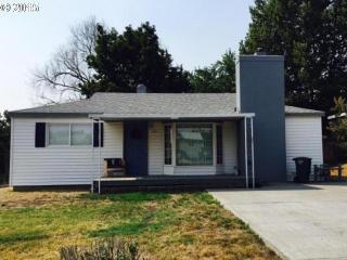 757 28th St, Cayuse, OR 97801-3958